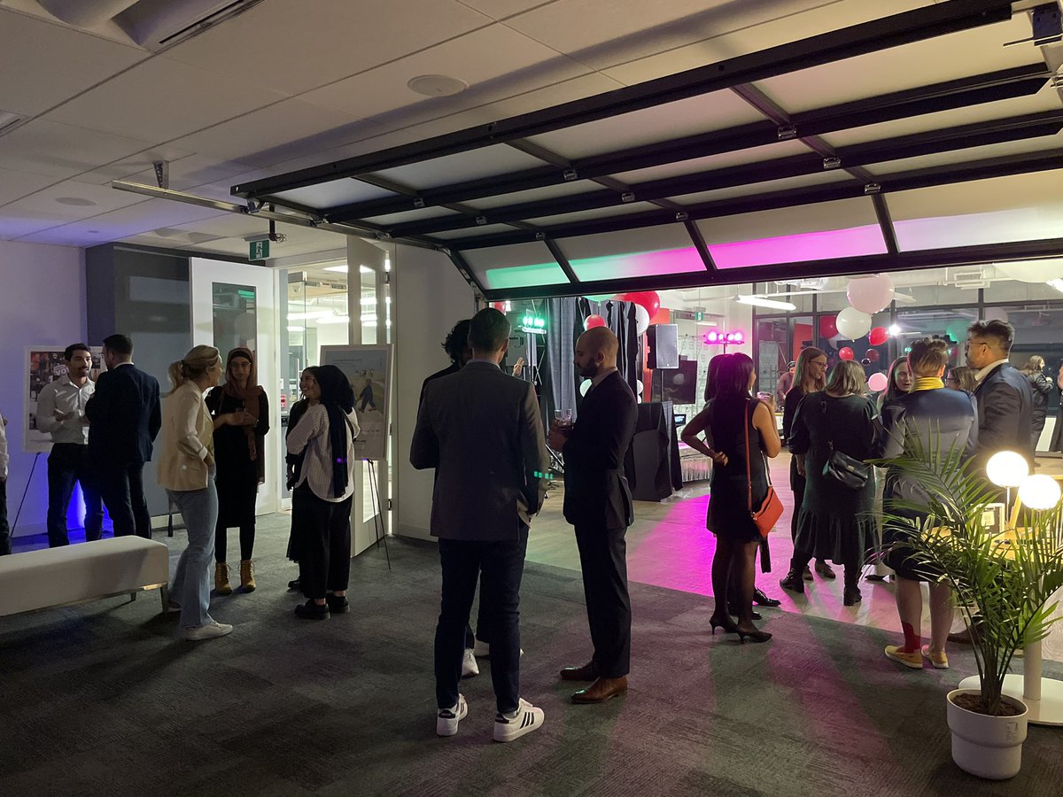 Wonk Prom (inactive) tweet media