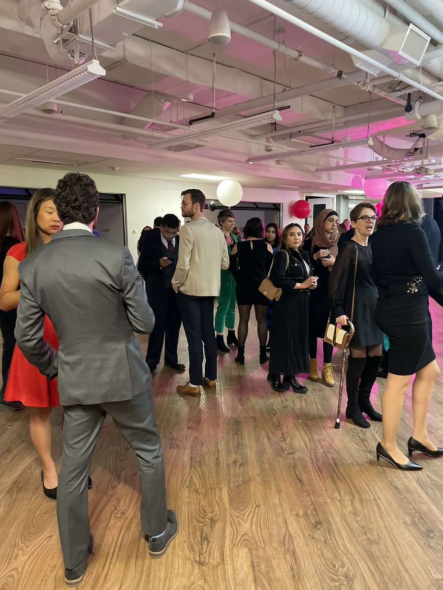 Wonk Prom (inactive) tweet media