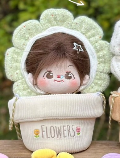 안녕하세요. 인기현상 말랑떡집이에요.
해시태그 이벤트 소품을 공개할게요.

시루절미가 착용하고 있는 머리장식 중 1종, 사진에 있는 화분옷 중 1종을 당첨자분께 보내드릴 예정이에요.

#말랑떡집_떡_돌리러_왔어요

해시태그 이벤트 많이 사랑해주세요!