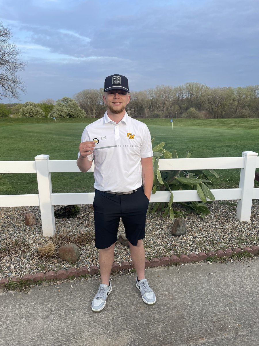 Big one tonight. Boys shot well. Owen Thornton was your medalist shooting a 40. Fremont-Mills 176 East Mills 186 

Caden Blackburn 44
Cooper Marvel 45
Samuel Daly 47
JT Mahaney 47 
Tucker Stille 54 

<a href="/d2mart/">Derek Martin</a>