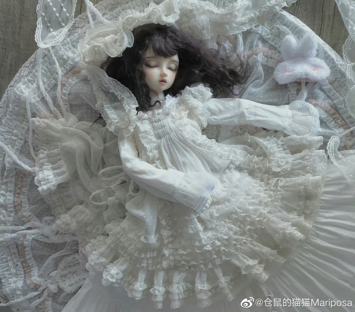 fleurgeste's tweet photo. Rabbit ear dot yarn，  feedback from Weibo @Mariposa 饼 doll

#fleurgeste #bjd #bjddoll #bjddress #dolldress #doll #bjdasthetics #ドール服 #ドール https://t.co/ERWe9xNA9j