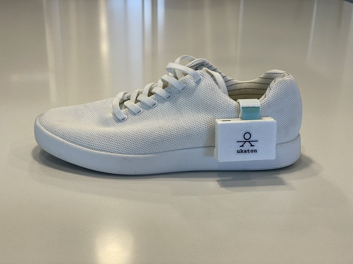 ConcreteSciFi's tweet photo. New enclosure for our smart insoles, featuring a modular clip design for different applications (straps, screw-on, shoe clip, hooks, etc), as well as a template clip for anyone to make their own custom clips

Also includes a larger vibration motor https://t.co/LkWk2oeV1q