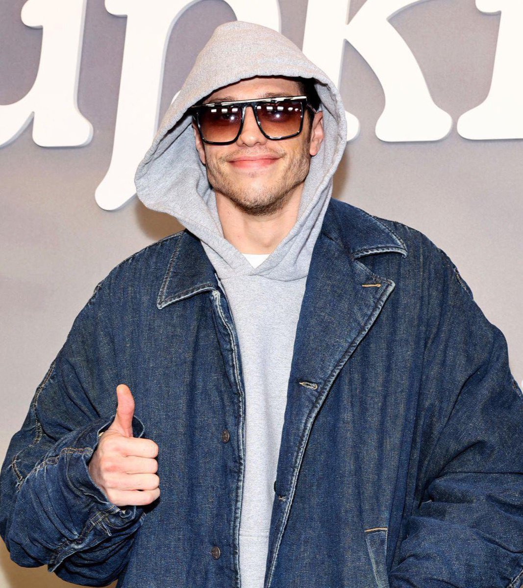 best of pete davidson tweet media