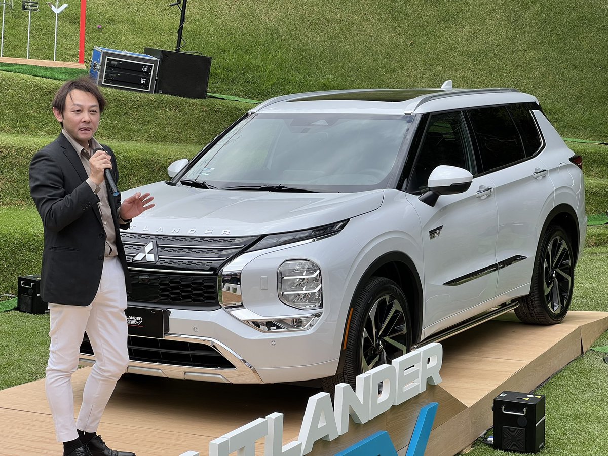 luisdemen's tweet photo. Hoy fue la presentación oficial del nuevo Outlander PHEV de @MitsubishiMex en Mexico, en unos días la probaremos en ruta para contarles más a detalle https://t.co/xCmf9XJLCH