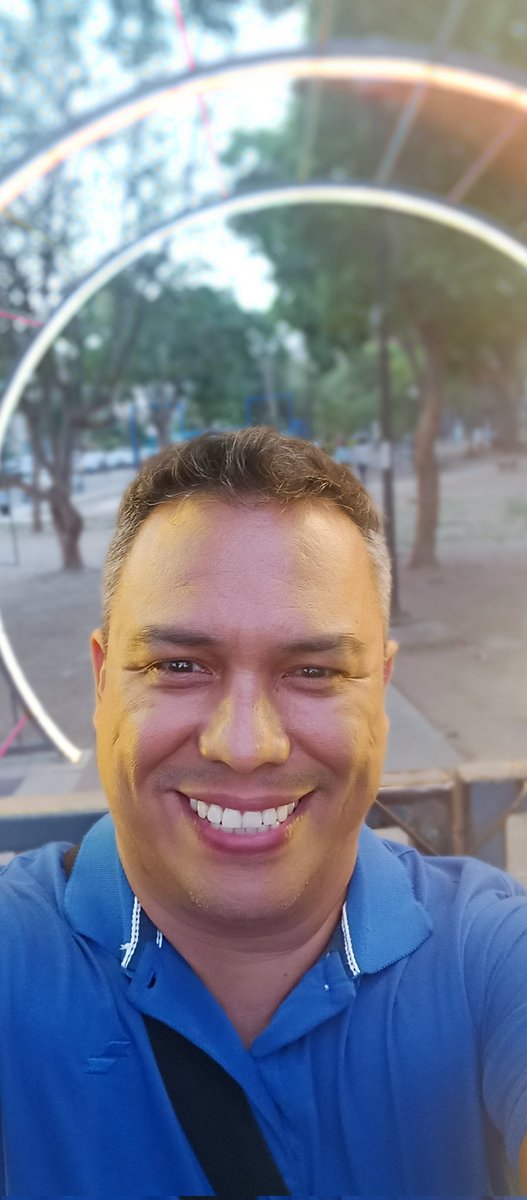 "Todo lo que vividamente imaginemos, ardientemente deseemos, sinceramente creamos y entusiastamente emprendamos, inevitablemente SUCEDERÁ." #PaulMeyer #pasion #perseverancia