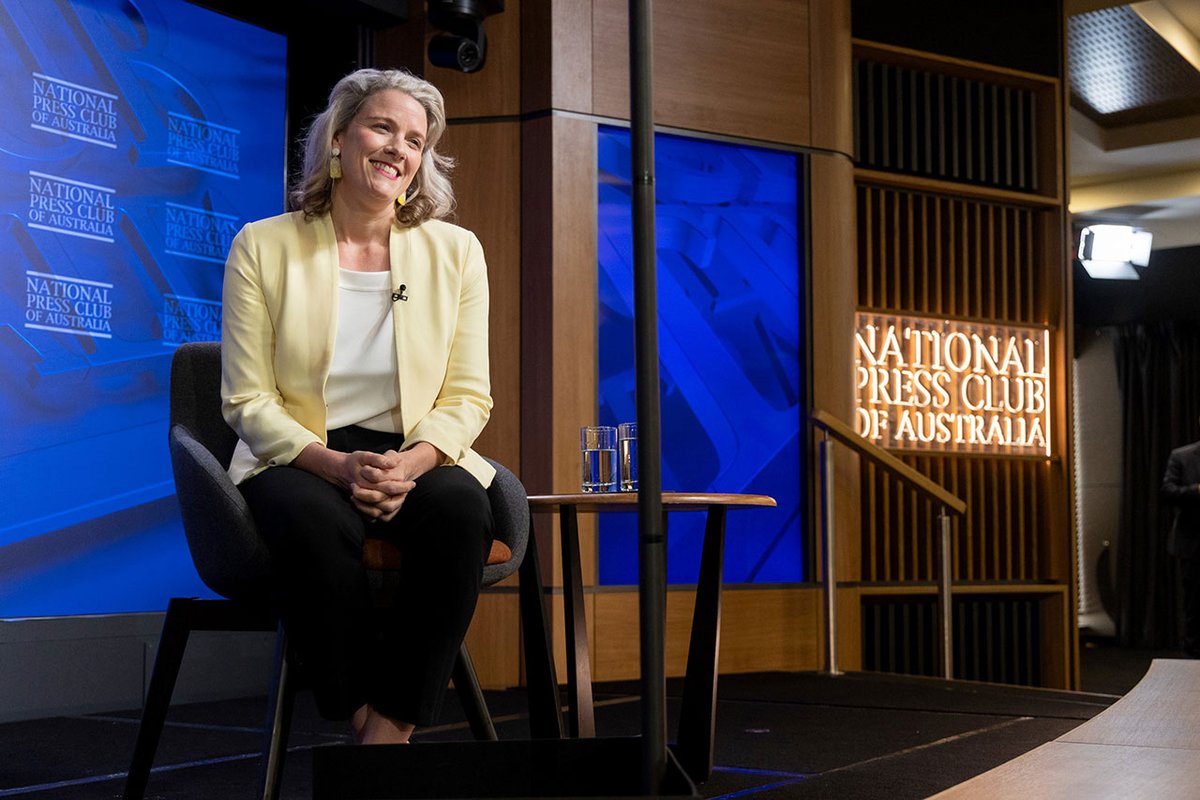 AusPropJournal's tweet image. #HOUSEprices were up for the first time in a year over the March quarter as #populationgrowth and #overseasmigration drive demand and that is expected to continue with the federal government announcing an overhaul of the Australia's #migration system. australianpropertyjournal.com.au/2023/04/27/hou…