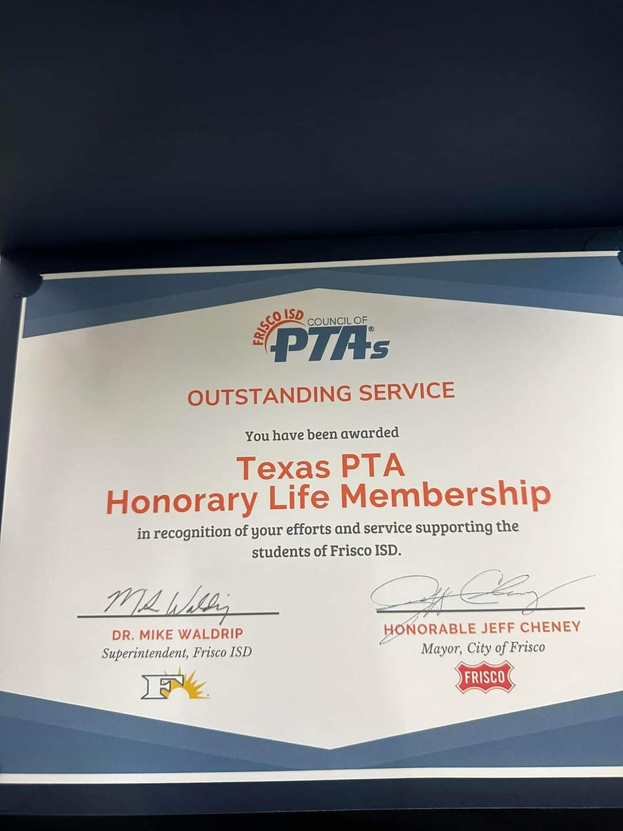 Library Life tweet media