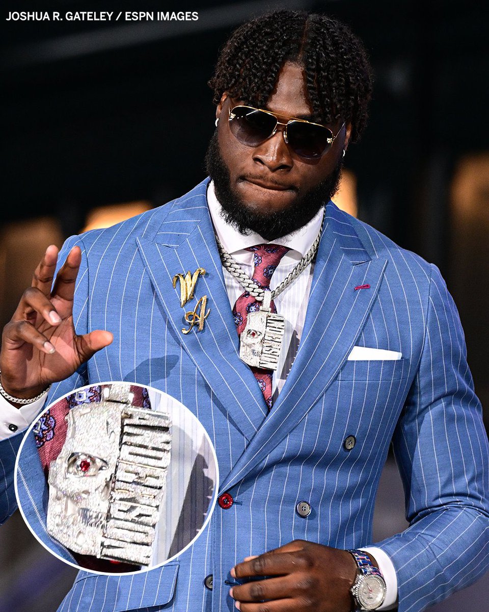 kitkattb34's tweet image. Not too bad for a “Dead Dynasty”