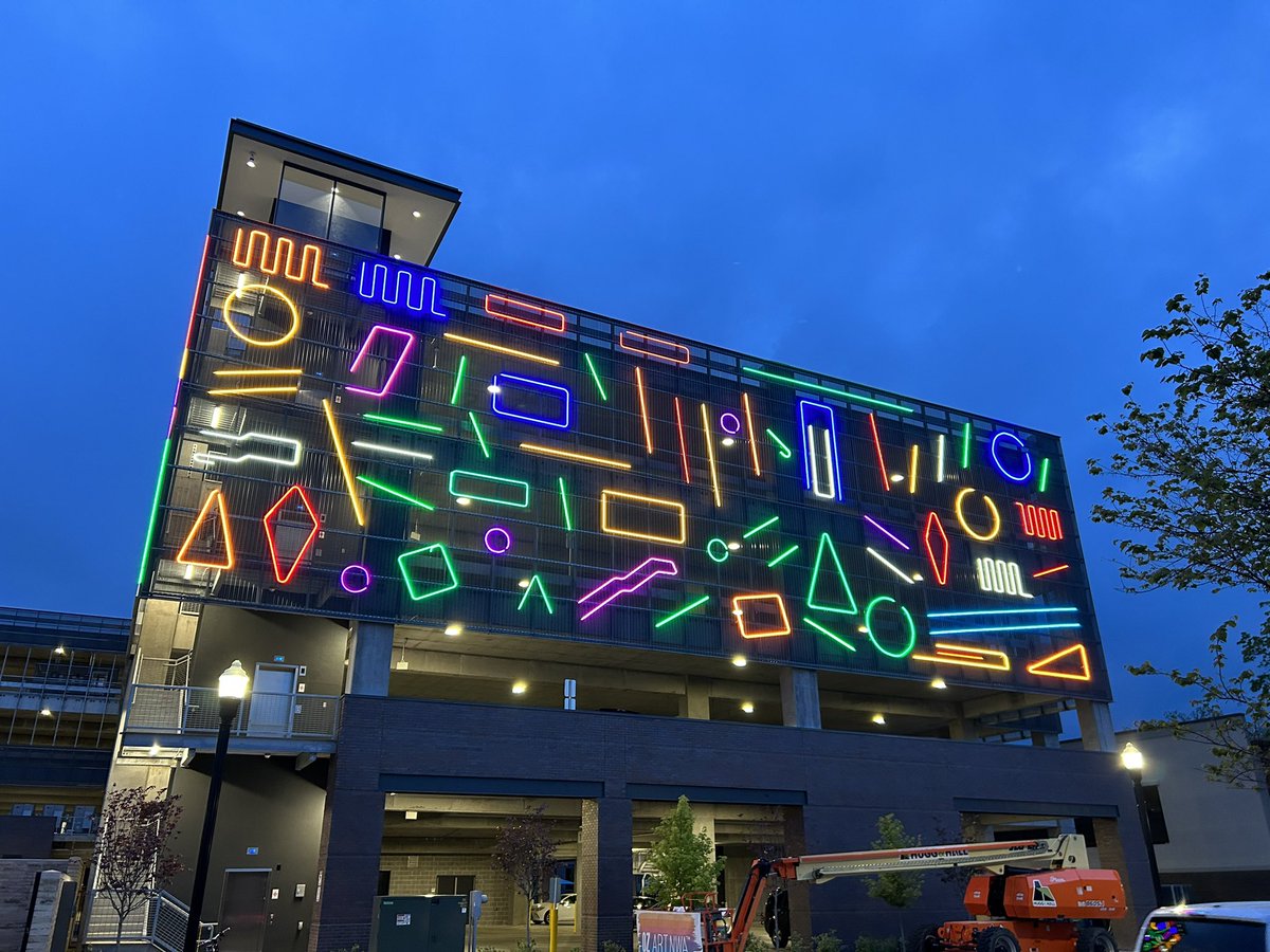 BEFORE 🫥 AFTER 🫠
<a href="/SPIDERTAG/">SPIDERTAG</a>