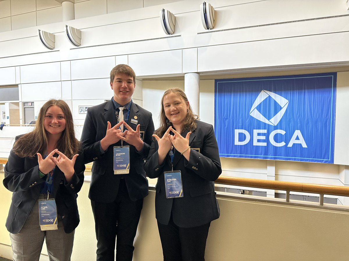 birdcageCF's tweet photo. Evelynn, Lyvia &amp; Jackson, three of Chi-Hi's 
DECA members, showcased The Birdcage at the International Career Development Conference in Orlando this week! #DECAICDC #MightyCardinals https://t.co/1FRX3OUwQz