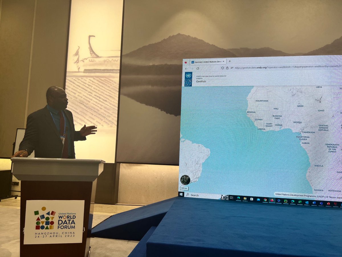 beatetrankmann's tweet image. At #UNDataForum, @UNDP introduced our GeoHub. It’s part of our #DataFutures platform &amp;amp; aims to empower decision makers everywhere w/ cutting edge data to understand local dynamics of complex  developmt challenges &amp;amp; make better decisions for #SDG impact. 👉 geohub.data.undp.org