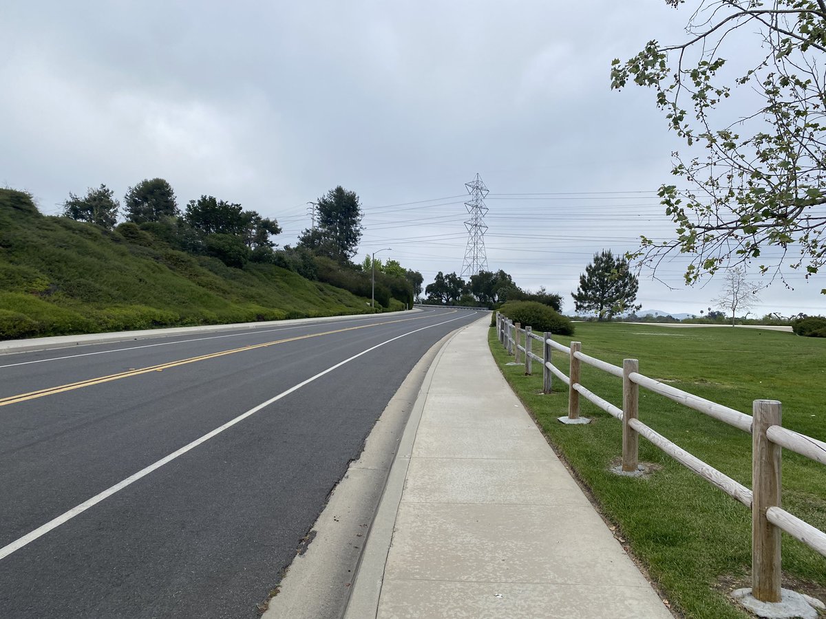 Claudia D'Leon tweet media