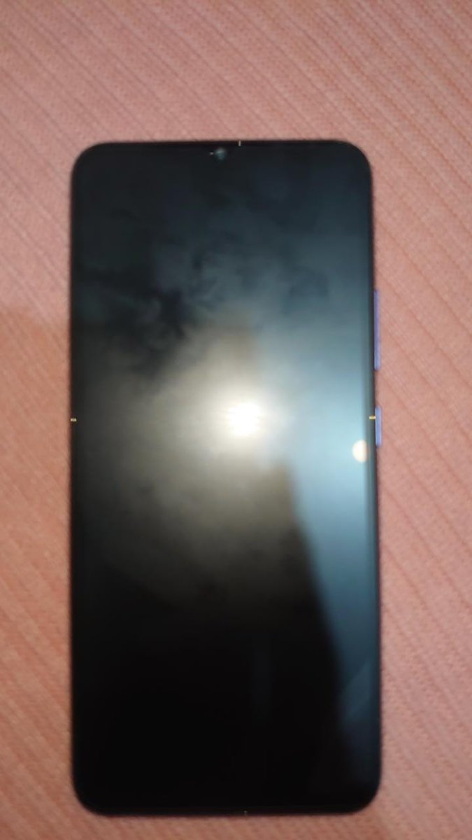 jakiaa423's tweet image. wts Hp realme c15 second
good condition
get free case and charger
masih ada box
price : 1jt
#zonauang #hpsecond #wts #sellphone
