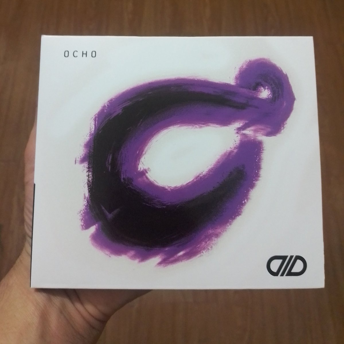 jluistapia's tweet photo. Basta de escucharlo en los audífonos. Ahora ya por fin se puede escuchar y cantar a todo pulmón @dldmexico #Ocho #ReFan #ElFísicoEsMejor 💿 https://t.co/pptNZzoyJm