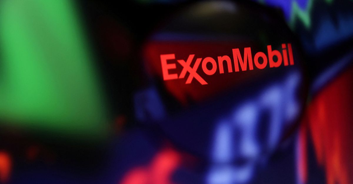 Exxon Mobil approves $12.7 billion oil project in Guyana reut.rs/421wWM0