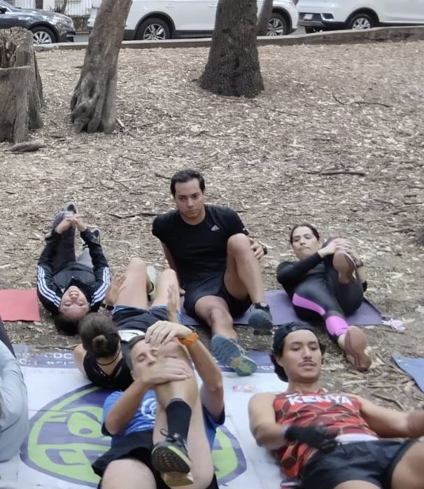 jpdiazmac's tweet photo. Descripción gráfica: Cuando acabas de entrenar y te preguntas: “para que me inscribí a esta madre.” https://t.co/W3dA2K5FTF