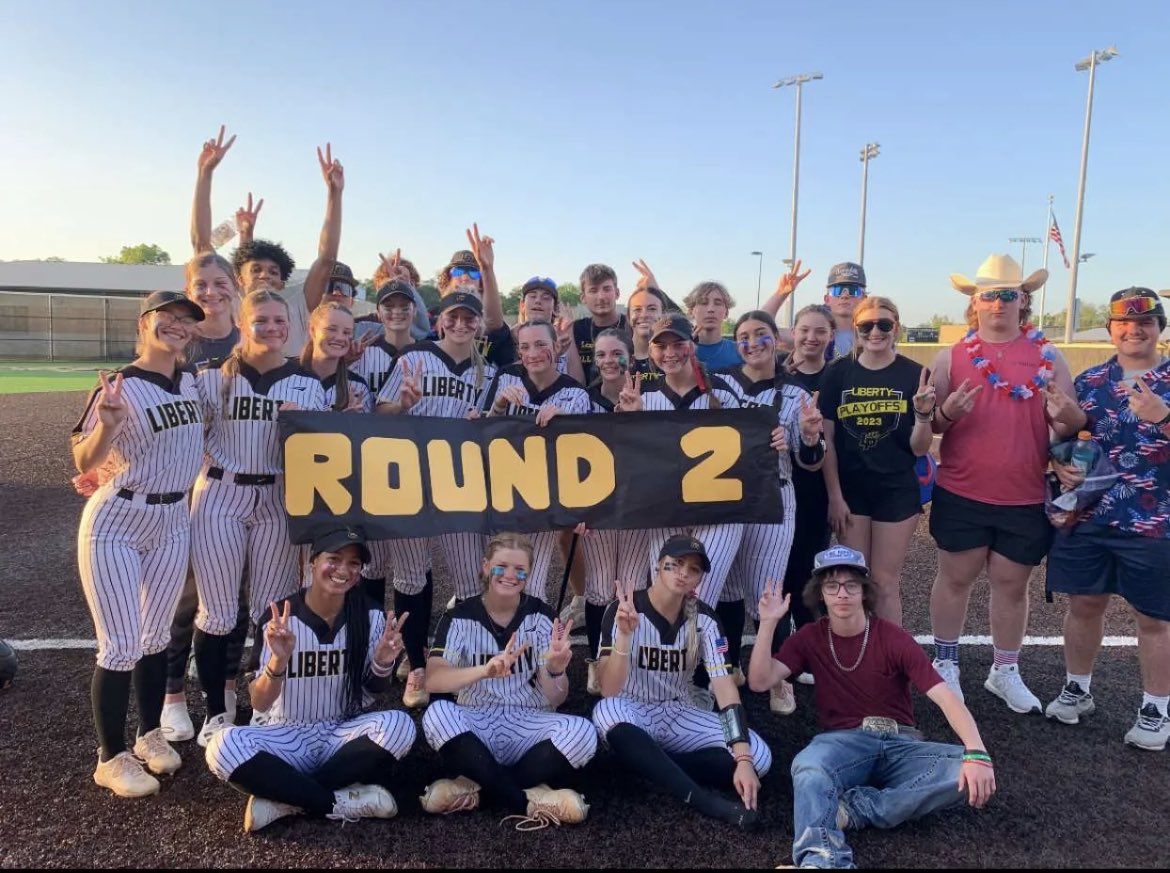 ROUND 2 BOUND🔥🔥💛🖤 <a href="/18UTDD/">Texas Dirt Divas National 18u</a> <a href="/SoftballLP/">Liberty Lady Panther SOFTBALL</a> <a href="/keelimilligan/">Keeli Milligan</a> <a href="/ULM_Softball/">ULM Softball</a>