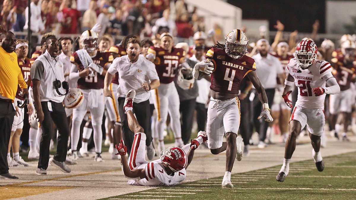 kamnorwood's tweet photo. Blessed to receive my 1st D1 offer from ULM 💛❤️ GO WARHAWKS ! https://t.co/0WjSzKl5U1