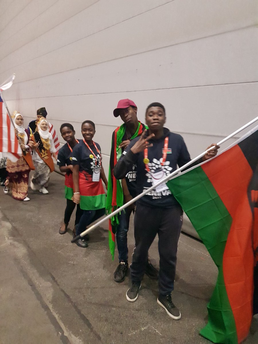 RoboticsMalawi's tweet image. #ThrowbackThursday 
Last year&apos;s #FirstGlobalChallenge team representing Malawi in the robotics competition in #GenevaSwitzerland comprised of Jedediah Mtegha, Razaque Mponda, Favor Chandiyang&apos;ana and Ettah Kaliwo.
#Carboncapture 
#RFL #RFLMW #robotics
#FGC #FGC2022 #FGC2022GENEVA