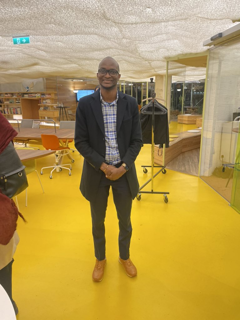 0gbeni's tweet photo. Really great evening at the launch of @origintwenty today at Localglobe 

Well done team @rumbimak  @AlisaMensah  @NewtonProgramVC 

Fantastic event, fantastic people ! 😀 https://t.co/LQicLSVveW