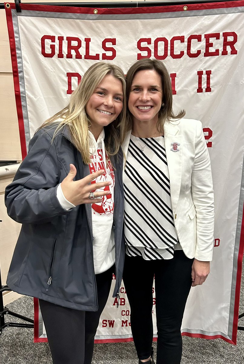 SLakeathletics's tweet photo. SLRHS Hall of Famer Candace Reich 97' (Syracuse Grad) & Shea Kelleher 23' at ring ceremony today! Top 2 career point holders.
@SLGIRLSSOCCER2 @Cuse
@BostonHeraldHS @GlobeLars
#Pastmeetspresent
#CHAMPRING https://t.co/Yflql782hX