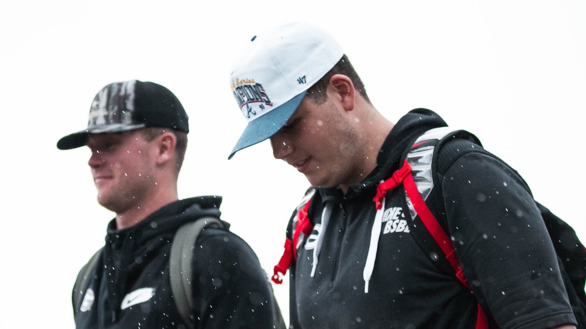 BaseballUGA's tweet photo. Wheels up to Oxford 🛫

#GoDawgs https://t.co/2iChJb48mV