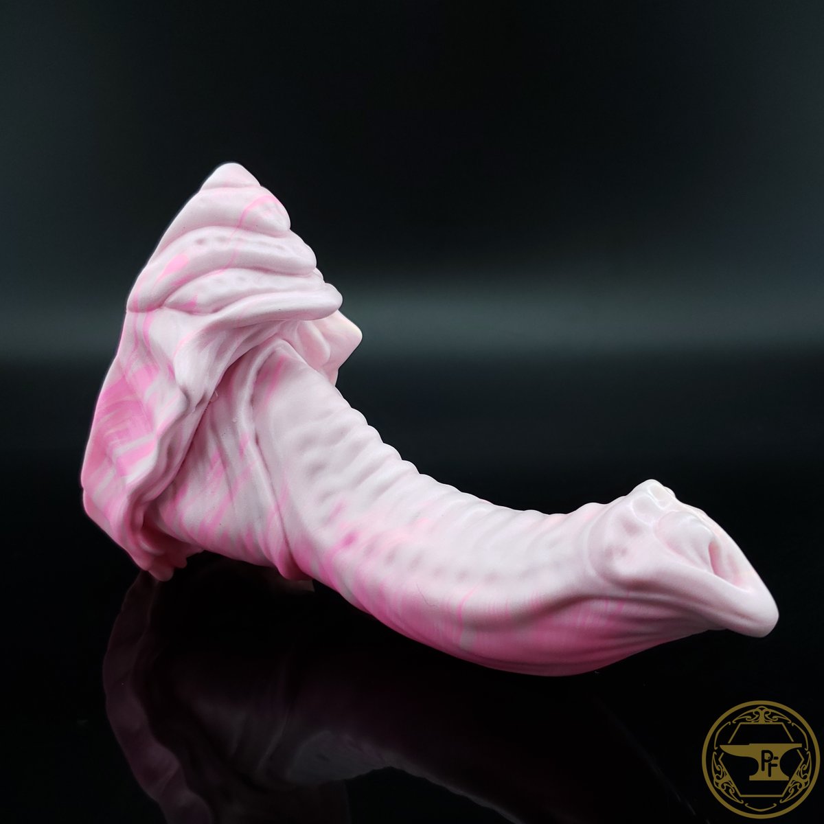 PleasureForge's tweet photo. ✨DROP TONIGHT at 8PM EST✨

If you're looking for Qimera Forge stuff, tonight is your night. We're dropping some more at 8PM, so go peek at the pre-shop at 6PM EST! https://t.co/MjrD7qRVcc