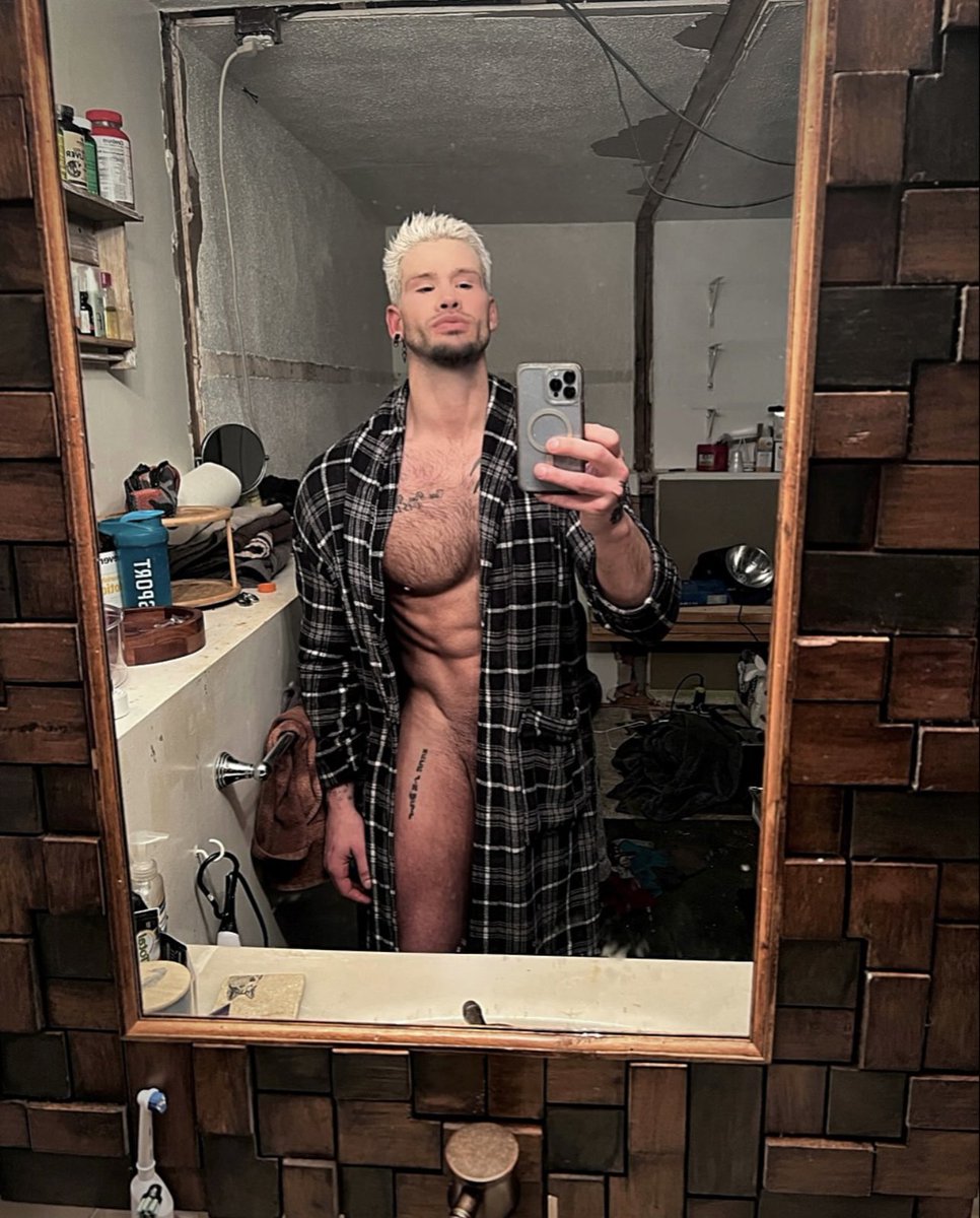 👀

#gays #gay #gayboy #gaylove #gayman #gayhot #gaylife #gaypride #Lgbtv #lgbtqlove #gayfollow  #gayporn #gayfetish #sexygay #gayjock #gaysexy #pride #gayfitness #live #bisexual  #gaysex #bodybuilding #gaypig #hotboy #pies #alpha
