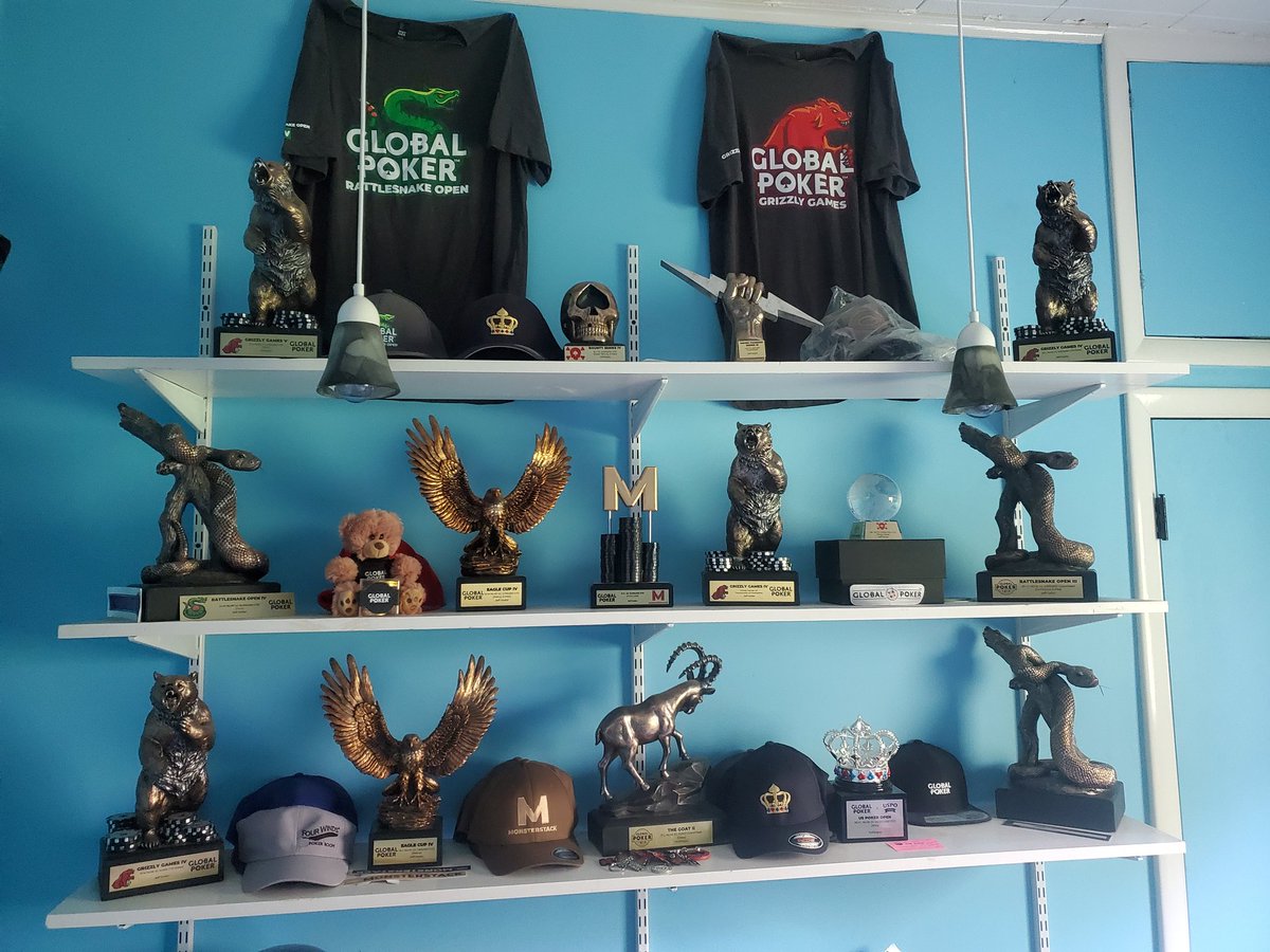 jeffhollar's tweet photo. @PokerNews @official_glp Hollarguy has enough room for one of those nice trophies it would fit in nicely https://t.co/gYPbr2QCNR