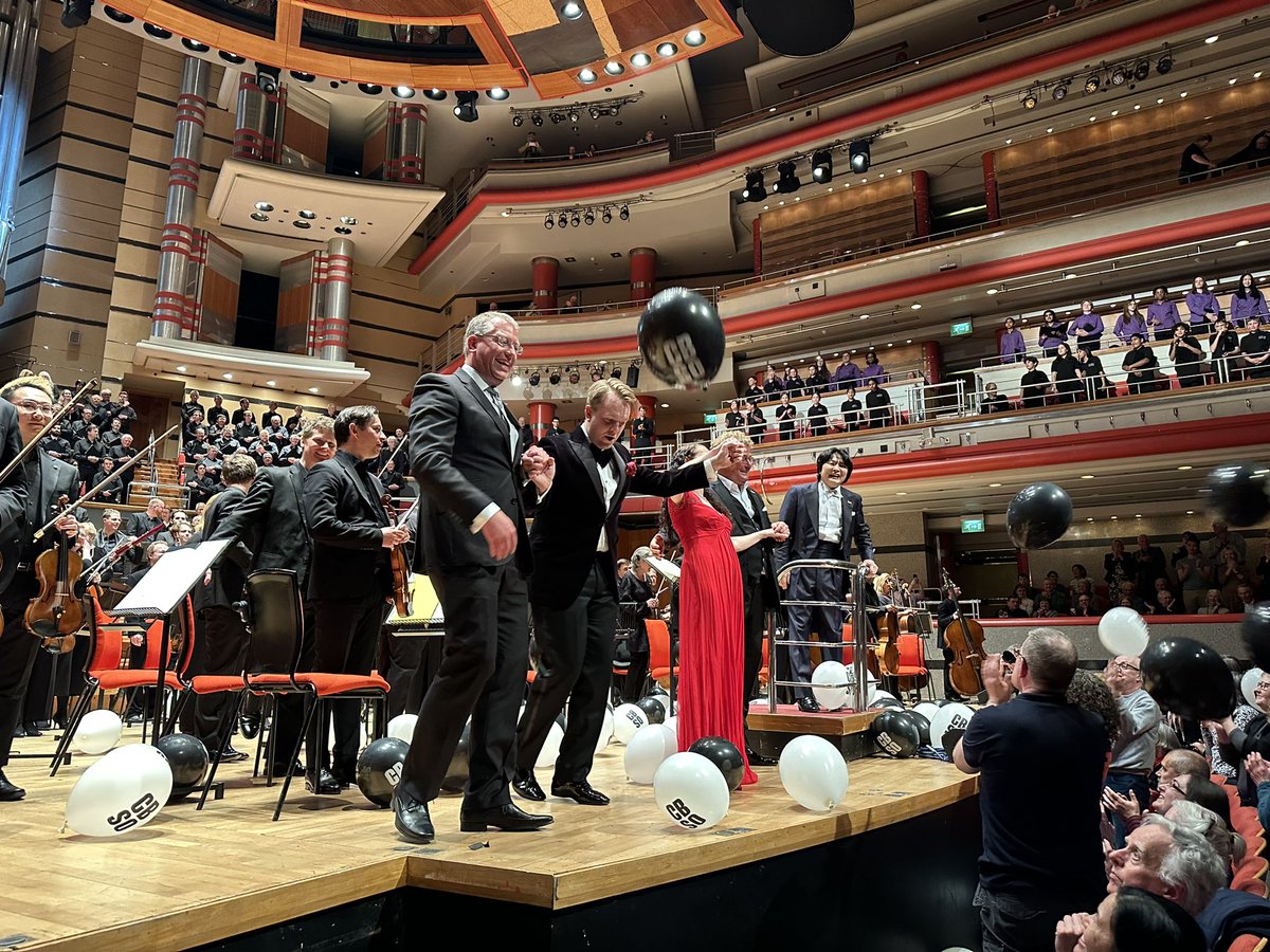 andythebaggie's tweet photo. @TheCBSO What a night, proper party atmosphere 🎼🥳 https://t.co/bUY2Zb4jel