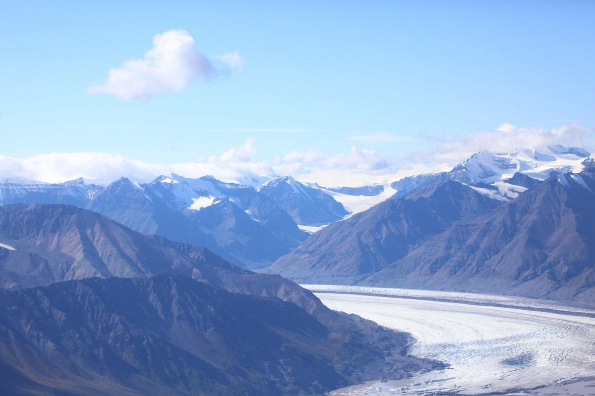 flyinBrian1911's tweet photo. Chisana Glacier, pronounced Shooshanna, in the Wrangell St. Elias National Park from about 8,500 feet.
#nationalparksweek #glaciers #Alaska #flying #bushflying #alaskaflying #Chisana https://t.co/BW3Mk6GtMY
