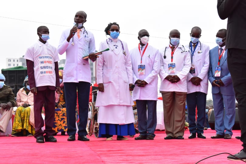 Florahwairimuke's tweet photo. #SomeoneTellKhalwale These are the former cases of HIV/AIDS. Why would you abuse someone who by a mere decree the virus is deleted from their Blood, do you see there is a need for you to repent?? @KBonimtetezi Mr. Mtetezi https://t.co/Wdoy1XxRIC
