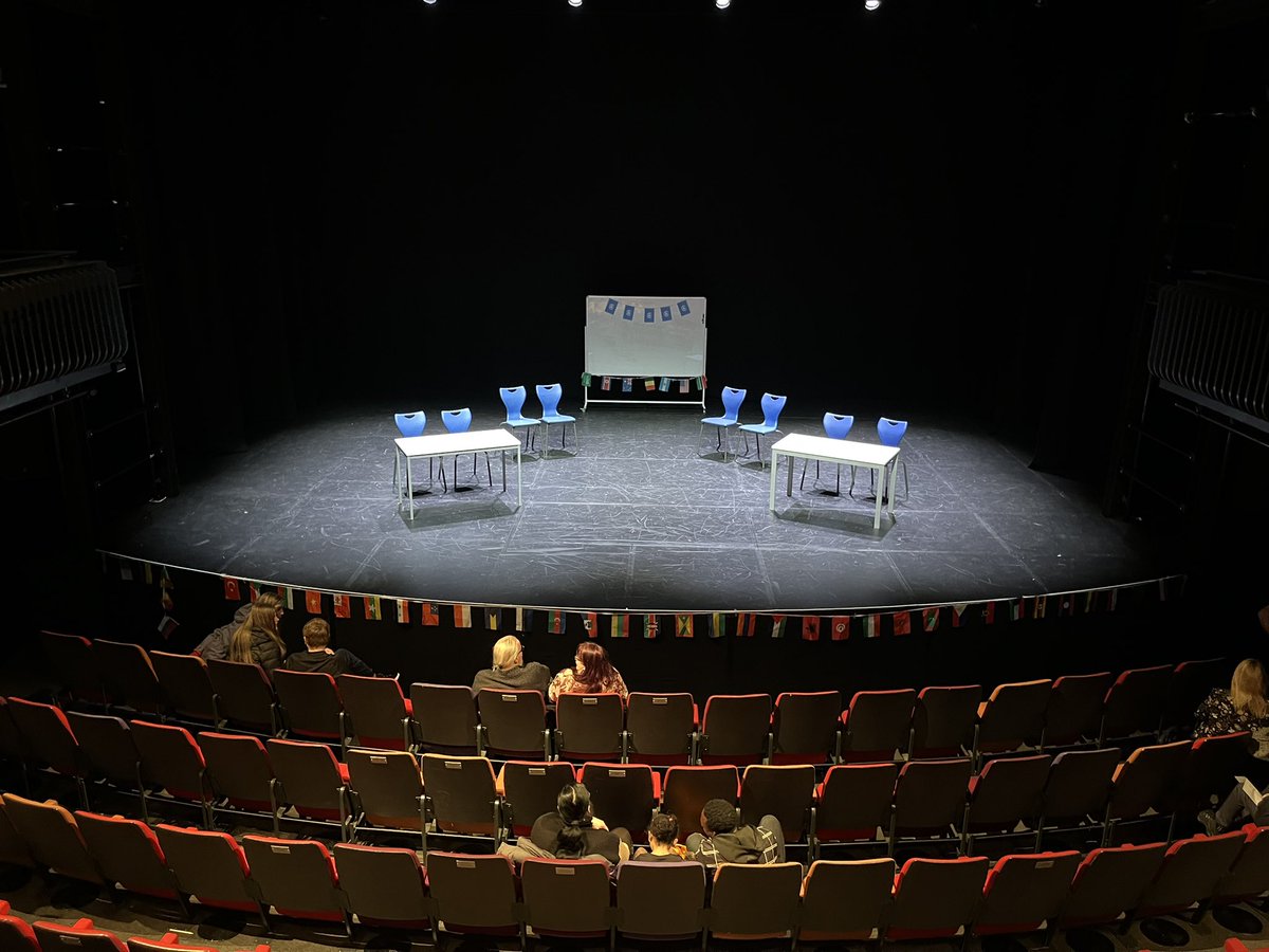 HYCmanchester's tweet photo. Day 3 - Complete ✅ 
Two fantastic performances by @thesixthformB6 &amp; @hopwoodhall well done to all involved 👏👏 @NTConnections https://t.co/Ejtq8uP0BU