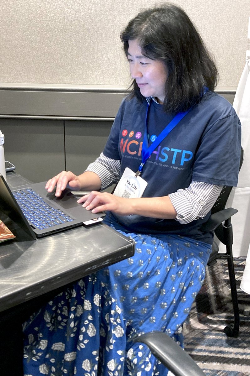 DrMerminCDC's tweet photo. Today's the last day of #CDCEIS23. So pleased to see EIS officers working with @CDCSTD, @CDCHIV, @CDC_TB, and other divisions from the Nat'l Center for HIV, Viral Hepatitis, STD, and TB Prevention (NCHHSTP) to share and advance the science. #PeoplePlacePolicyScience matter! https://t.co/5KkCOiZtnR