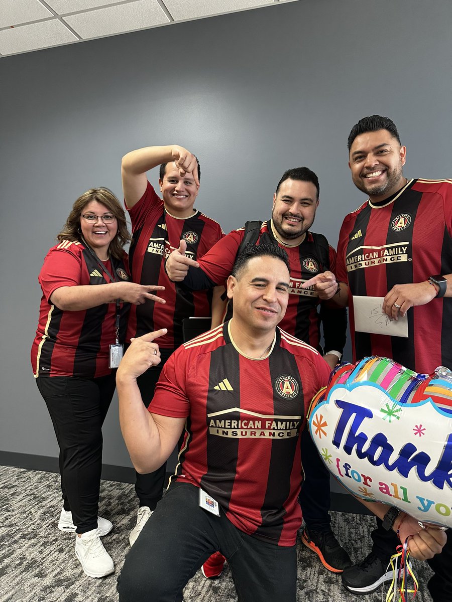 Cesar Morales (@ceezmor) on Twitter photo Congratulations Art Castro on 15years with <a href="/amfam/">American Family Insurance</a>!!
We are fortunate to have a leader at #ElCentro who leads with high-care and high-accountability!
Felicidades compa! 🎉
#iwork4amfam #birthday #SomosElCentro Congratulations Art Castro on 15years with <a href="/amfam/">American Family Insurance</a>!!
We are fortunate to have a leader at #ElCentro who leads with high-care and high-accountability!
Felicidades compa! 🎉
#iwork4amfam #birthday #SomosElCentro