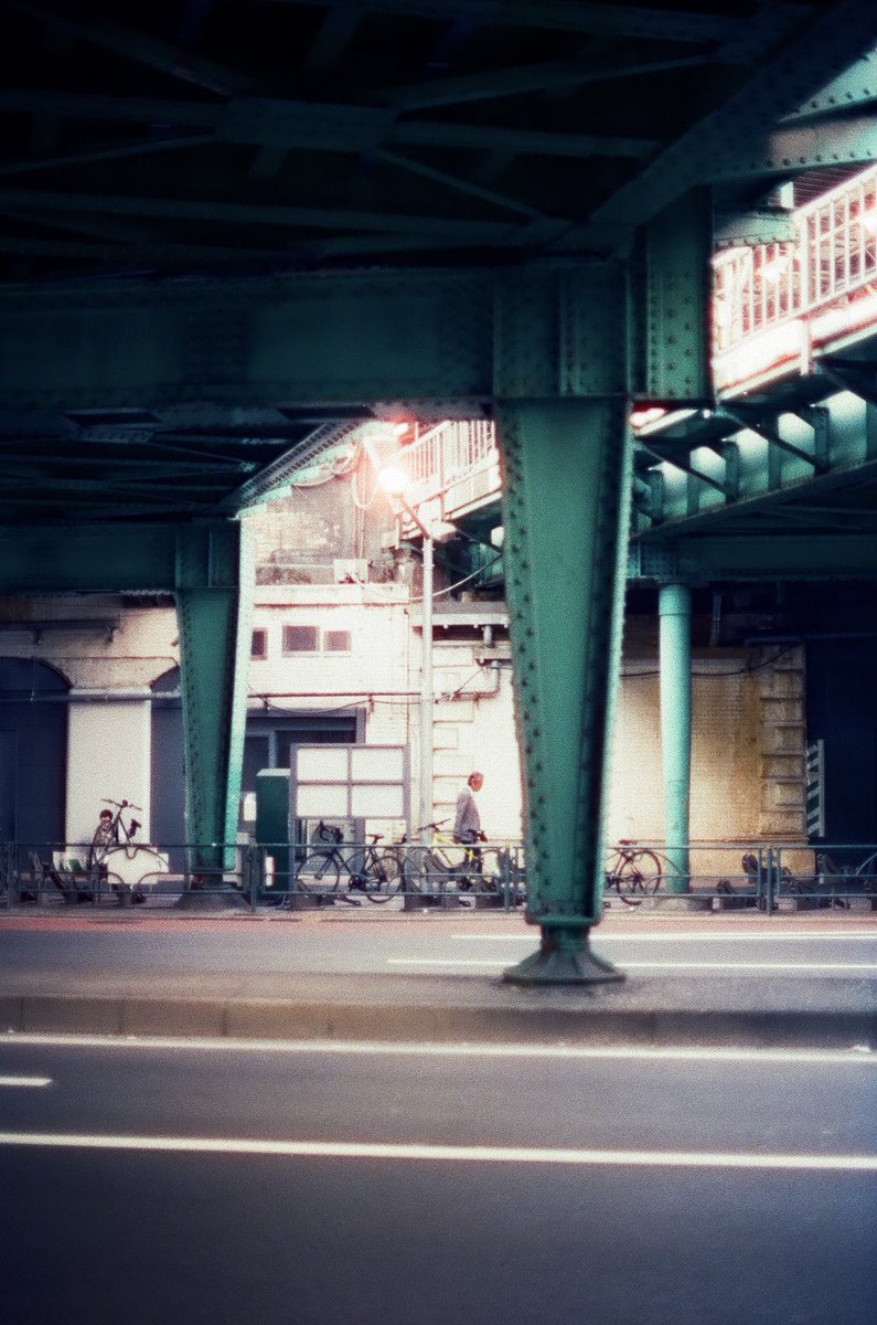l_a_chavez's tweet photo. Some favorites from Ginza, Tokyo

#cinestill800t #cinestill  #cinestill800 https://t.co/YW5ds3oTGD