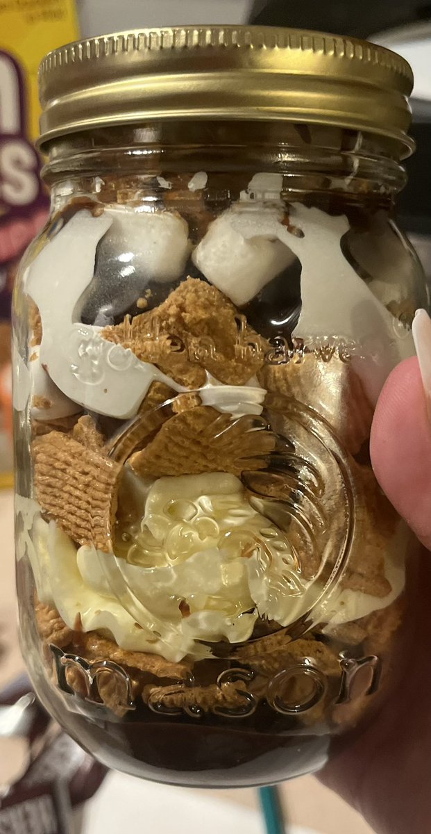 spoiledlilcrys's tweet photo. TAP IN!! CHEESECAKE WAFFLE CONE JARS !! COME GRAB ONE!! 🍓💯🍑

PAYPAL, CASH APP, VENMO https://t.co/5GA174aa2Q