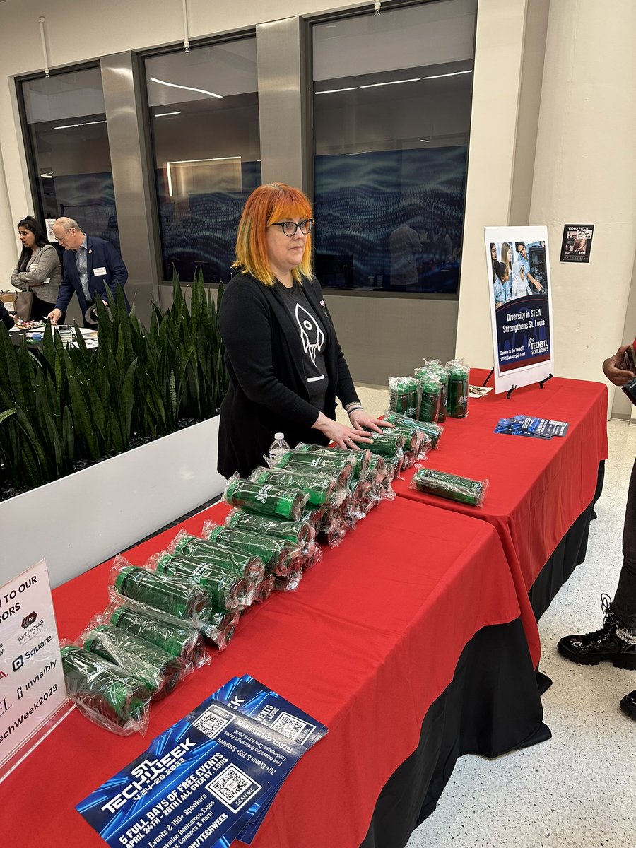 TechSTLmo's tweet image. #STLTechWeek2023’s COLLIDE Startup Expo at @VentureCafeSTL!