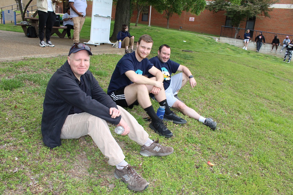 Yay, the rain stayed away and the @STLCCFloValley Kickball Tournament pitted staff against students and everyone versus food! #STLCC #Archers