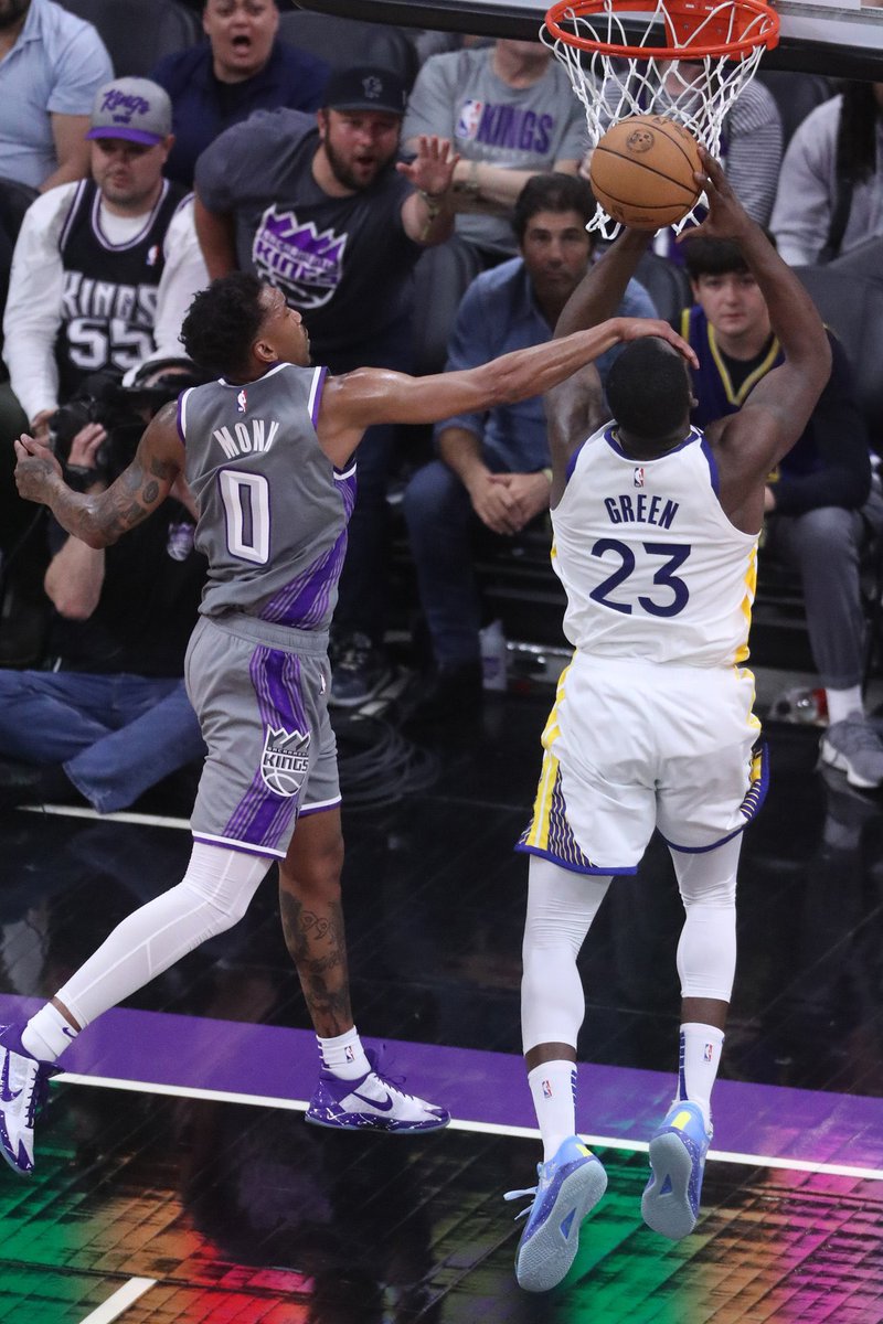 warriorsworld's tweet image. Foul or nah?