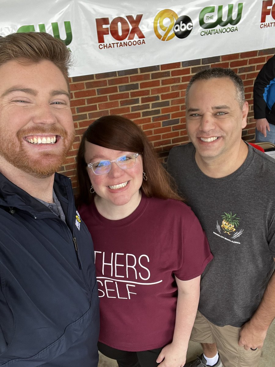 JoshRobinsonTV1's tweet photo. I had so much fun getting to meet so many community members today!! Thanks for coming out and staying #weatheraware #Stormtrack9 #ringgold @newschannelnine https://t.co/MfxIhJexks