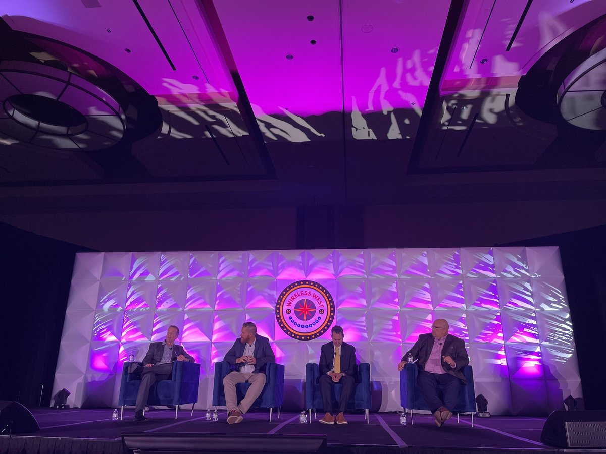 wireless_west's tweet photo. Revolutionize your network with the power of small cells! Join us at #WirelessWest2023 for 'Viva la Small Cells' moderated by industry expert Ken Clark, sponsored by @NATEsafety. #SmallCells #WirelessNetworking #CellularRevolution https://t.co/eDYQc8AwVU