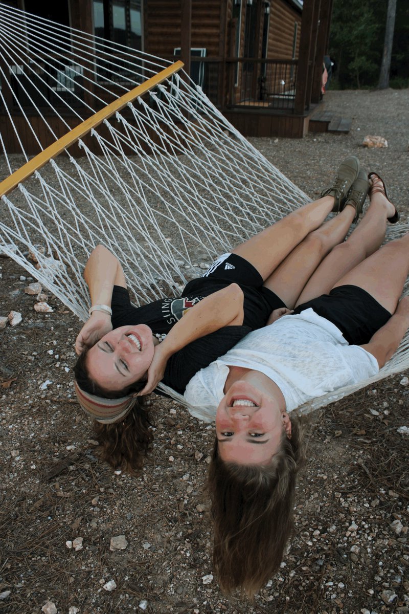 brokenbowdotcom's tweet photo. Swing on into the summer in Broken Bow, Oklahoma. 🌞
#brokenbowoklahoma #explorebrokenbow #adventuresinbrokenbow #hochatown https://t.co/L1wdXL7ToH