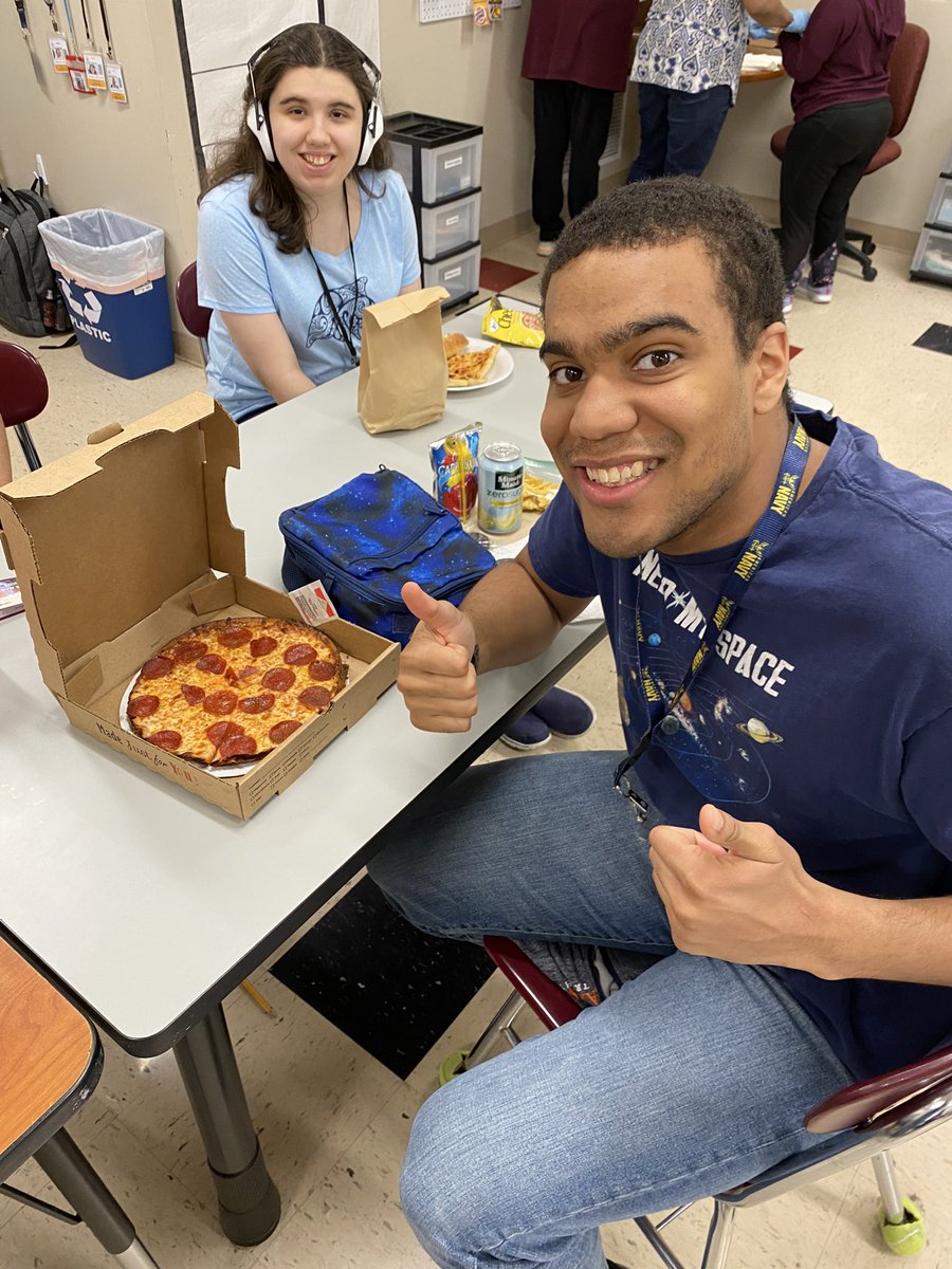 Pizza Party! 🍕 
A BIG thank you to Nashville Pizza Company for allowing our class to learn job skills at your business &amp; for making us pizza for our last day!