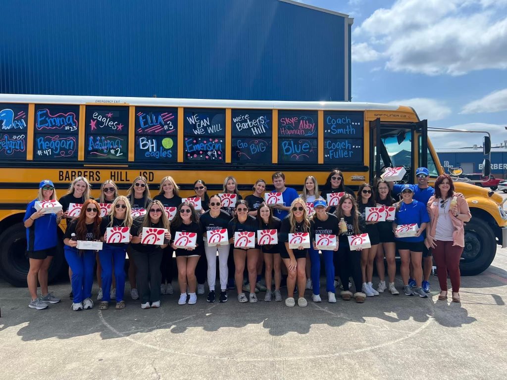 bh_softball's tweet photo. Eating more chicken from Chic-fil-a is the best bay to start our playoff run!! Thank you Chic-fil-a Chambers Town Center for the delivery!! @BH_Athletics @barbers_hillhs @BHISD https://t.co/F3BnDc6rEk