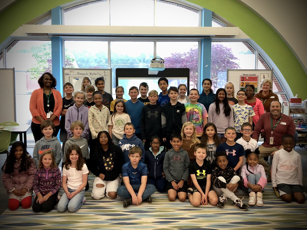 Celebrating a year of reading, learning and building relationships with our fantastic Tutor Tutee program! <a href="/CounselorGreene/">Counselor  Greene</a> <a href="/CogburnWoodsES/">Cogburn Woods ES</a> #cwesisthebest