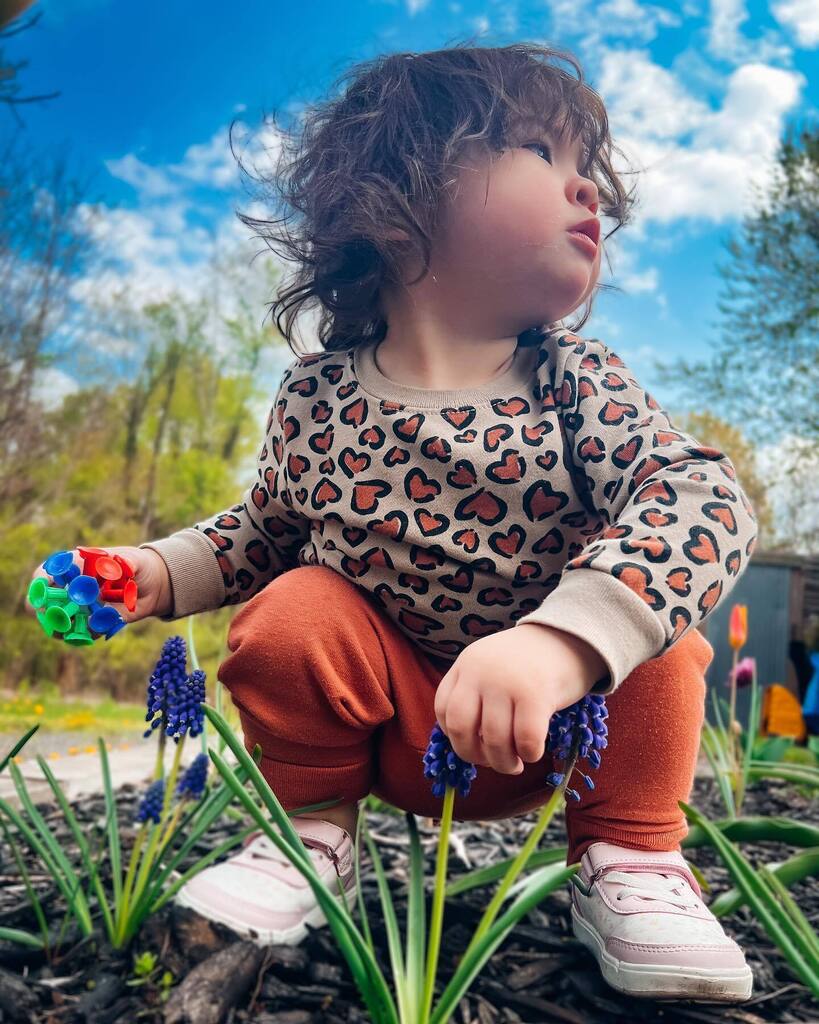 Tara_Latorre's tweet photo. Spring SprungπΉπ·
.
.
.
#RileySarang #Riley #LittleLatorre #thelatorres #twogirls #ourgirls #daughters #kids #girls #sisters #sistersister #girlmom #mommyandme #mommyofTWO #momlife #partyoffour #thisisseven #thisisone #letthembelitte #letthemexplore β¦ https://t.co/HdIHueoedK https://t.co/41M0Mrpl7X