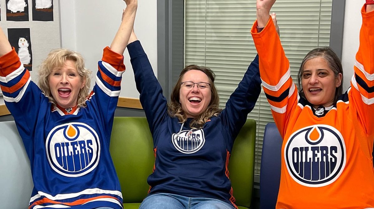 EPSBNews's tweet photo. Let’s go Oilers! 🏒 #EPSB students and staff have been sporting their Oilers gear this playoff run and cheering on the home team! Check out these photos from across the Division! #yeg #LetsGoOilers https://t.co/JfmztwC86W