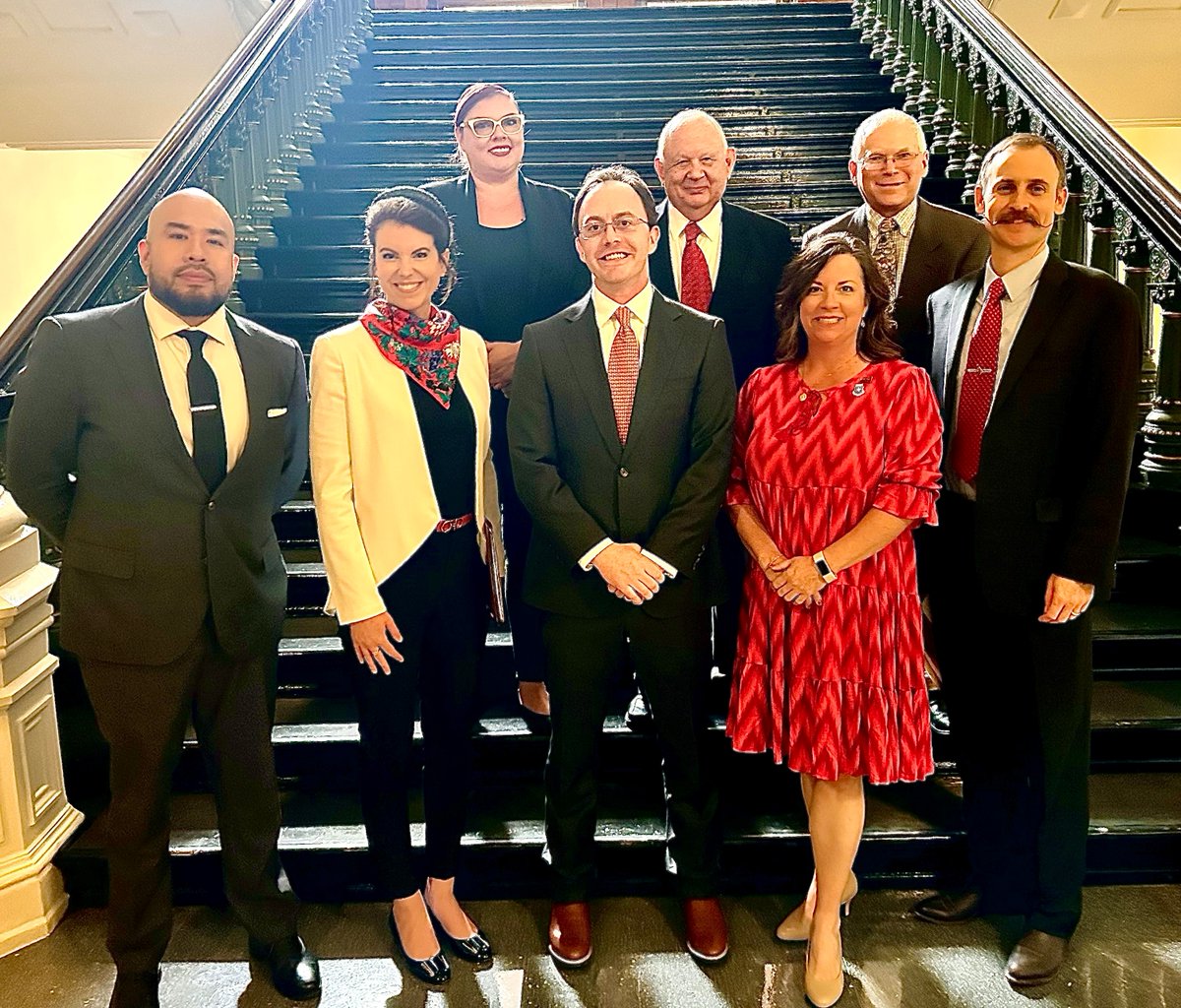 AlamoAreaCOG's tweet photo. #AACOG and #AVN were in Austin, Wednesday, April 26, to be present as the Texas House of Representatives took up a Resolution recognizing the Camp Bullis Sentinel Landscape Partnership. We appreciate Representative Andrew Murr's support of this locally led endeavor! https://t.co/FE7WMM2RS7