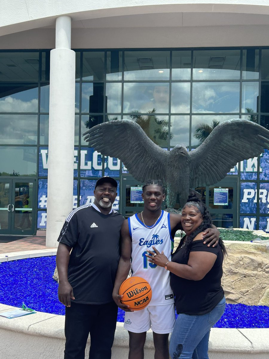 DonāTrell jenkins (@trell_saucy) on Twitter photo Really enjoyed the visit at FGCU, love the hospitality, great coaching staff and very family oriented šš!! <a href="/BglenGlen/">Glen Banks</a> <a href="/coachmattgriff/">Matt Griffin</a> <a href="/FGCU_MBB/">FGCU Men's Hoops</a> Really enjoyed the visit at FGCU, love the hospitality, great coaching staff and very family oriented šš!! <a href="/BglenGlen/">Glen Banks</a> <a href="/coachmattgriff/">Matt Griffin</a> <a href="/FGCU_MBB/">FGCU Men's Hoops</a>
